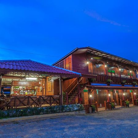 Mitkhoonyoum Hotel Ban Khun Yuam Exterior foto